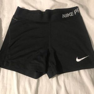 ISO!!! Nike pro spandex